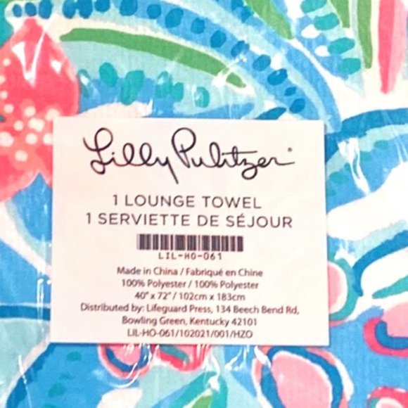 Lilly Pulitzer Lounge Towel  40" x 72" - Picture 3 of 3